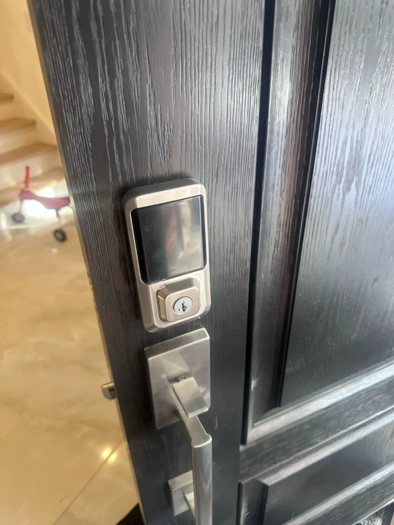 Signs Your Door Lock Is Broken